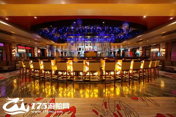 世纪传奇号酒吧